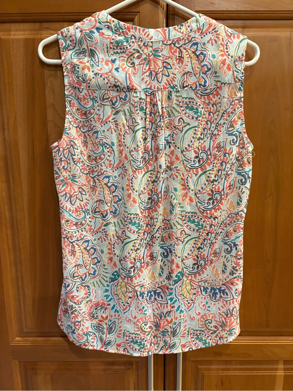 Zac & Rachel Coral and Teal Paisley Knot-Front Sleeveless Top - Picture 3 of 4
